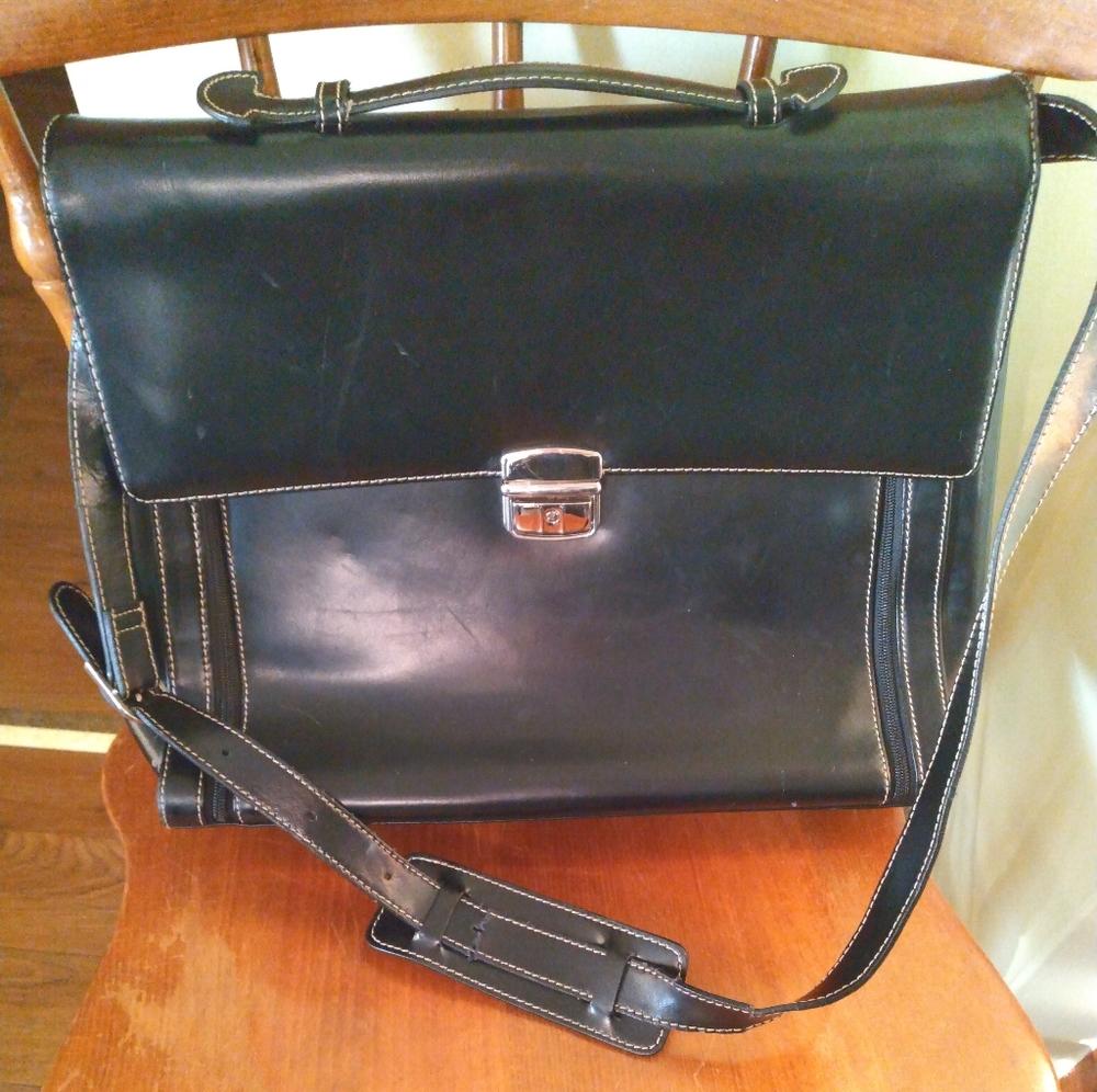 CROSSBODY PURSE COMPUTER BAG BLACK LEATHER ADJ STRAP